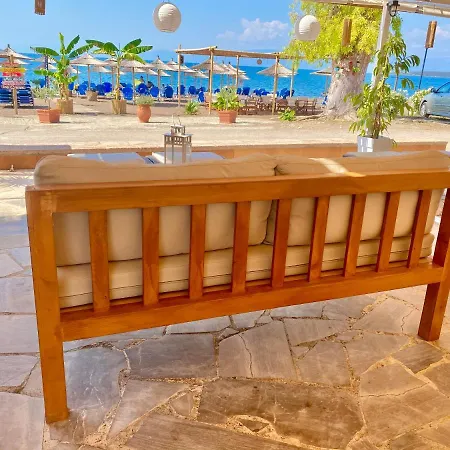 Zoom アパートホテル 3*