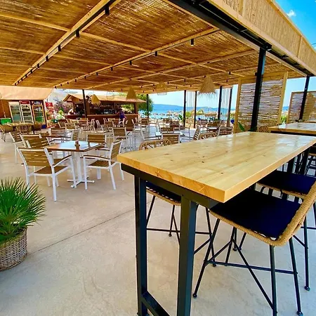 Zoom Beach 3* Кандия