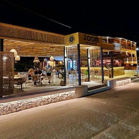 アパートホテル Zoom